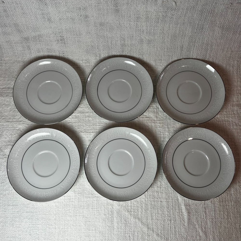 Vintage Crown Victoria Lovelace Fine China Tea Saucer 5.5" Collector Plate Japan